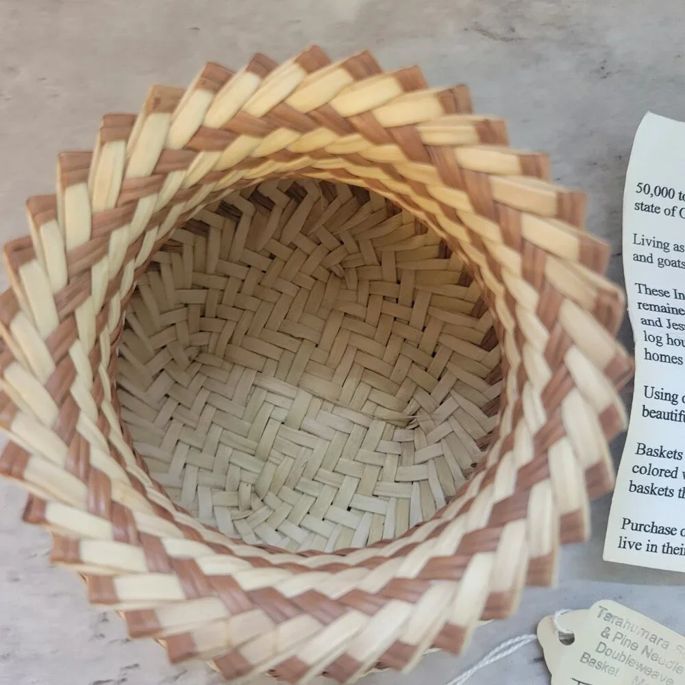 Handwoven Basket Tan Brown Folk Art Storage‎ Tarahumara Pine Needle 3.5